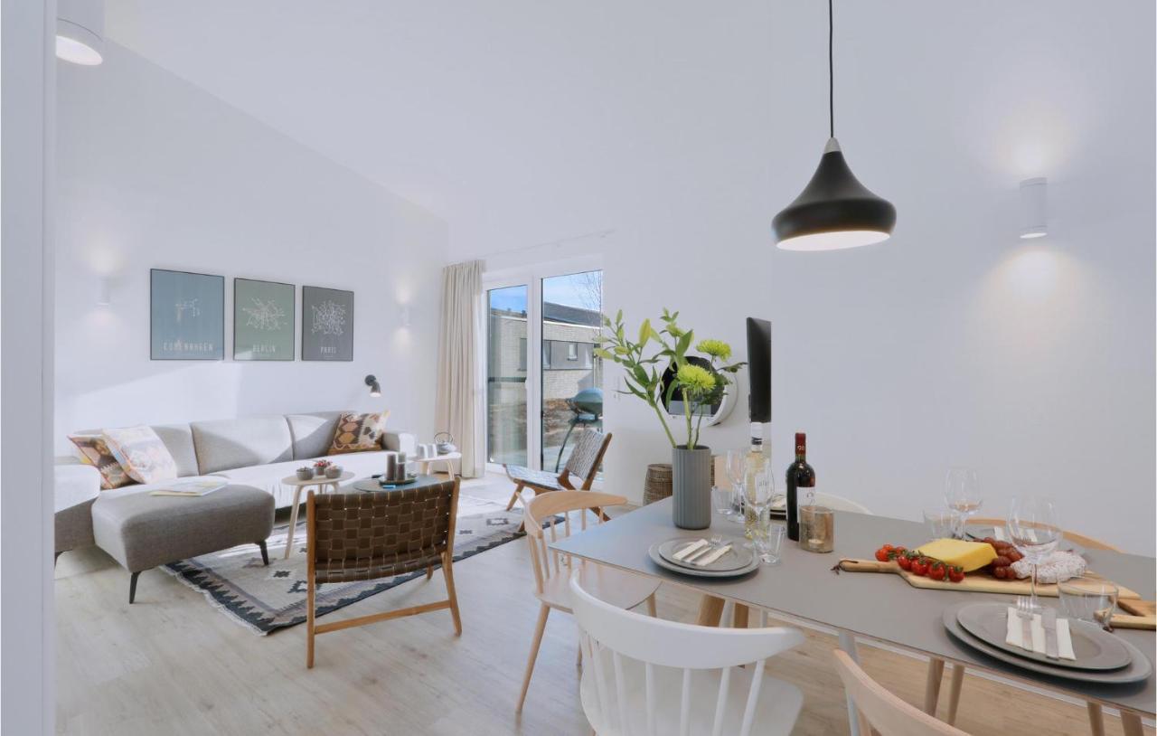 Stunning Home In Lembruch-Duemmer See With Wifi Exterior photo